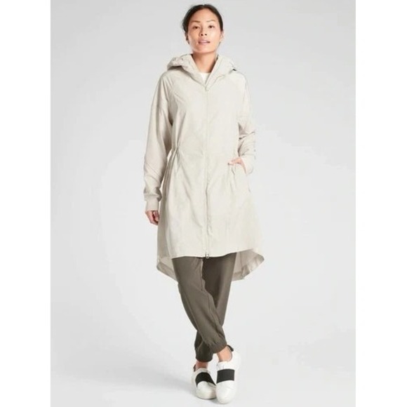 Athleta Womens Solar Wind & Rain Anorak Lightweight Jacket Size XL in Beige - Picture 1 of 7